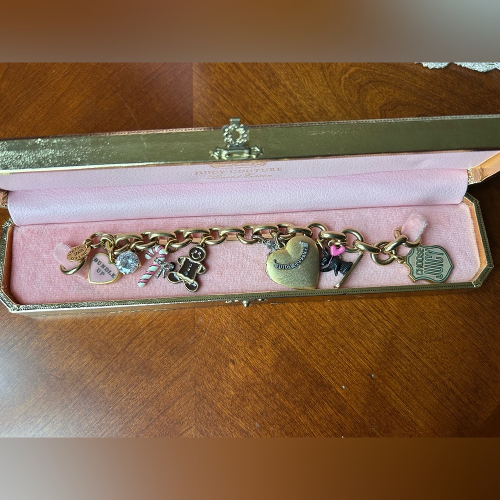 Juicy Couture winter charm bracelet scottie dog locket gingerbread heart